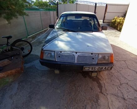 Белый ЗАЗ 1102 Таврия, объемом двигателя 0 л и пробегом 150 тыс. км за 300 $, фото 1 на Automoto.ua