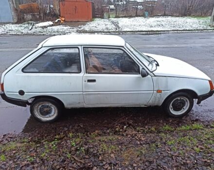 Белый ЗАЗ 1102 Таврия, объемом двигателя 1.1 л и пробегом 100 тыс. км за 400 $, фото 1 на Automoto.ua