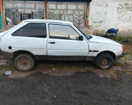 Белый ЗАЗ 1102 Таврия, объемом двигателя 1 л и пробегом 1 тыс. км за 483 $, фото 2 на Automoto.ua