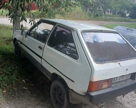 Белый ЗАЗ 1102 Таврия, объемом двигателя 1.2 л и пробегом 250 тыс. км за 400 $, фото 2 на Automoto.ua