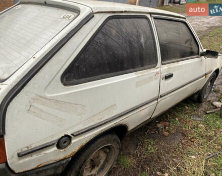 Белый ЗАЗ 1102 Таврия, объемом двигателя 1.1 л и пробегом 200 тыс. км за 300 $, фото 2 на Automoto.ua