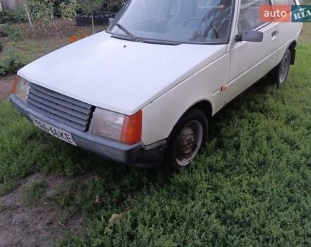 Белый ЗАЗ 1102 Таврия, объемом двигателя 0 л и пробегом 100 тыс. км за 363 $, фото 6 на Automoto.ua