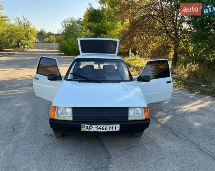 Белый ЗАЗ 1102 Таврия, объемом двигателя 1.1 л и пробегом 300 тыс. км за 900 $, фото 4 на Automoto.ua