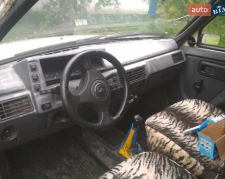 Белый ЗАЗ 1102 Таврия, объемом двигателя 1.2 л и пробегом 208 тыс. км за 550 $, фото 6 на Automoto.ua