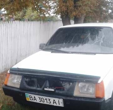 Белый ЗАЗ 1102 Таврия, объемом двигателя 1.1 л и пробегом 170 тыс. км за 606 $, фото 1 на Automoto.ua