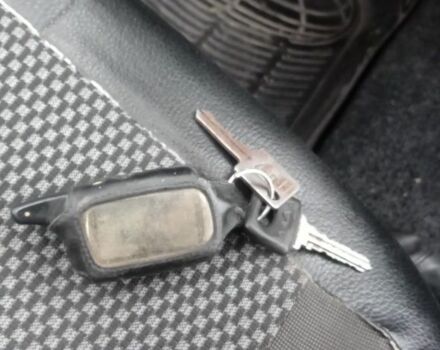 Білий ЗАЗ 1102 Таврія, об'ємом двигуна 1.1 л та пробігом 1000 тис. км за 700 $, фото 5 на Automoto.ua