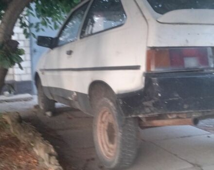 Белый ЗАЗ 1102 Таврия, объемом двигателя 1.1 л и пробегом 200 тыс. км за 288 $, фото 4 на Automoto.ua