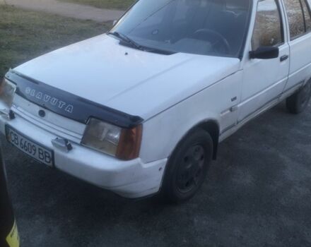 Белый ЗАЗ 1102 Таврия, объемом двигателя 1.2 л и пробегом 250 тыс. км за 828 $, фото 3 на Automoto.ua