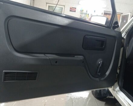 Белый ЗАЗ 1102 Таврия, объемом двигателя 1.2 л и пробегом 200 тыс. км за 900 $, фото 4 на Automoto.ua