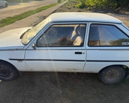 Белый ЗАЗ 1102 Таврия, объемом двигателя 1.1 л и пробегом 200 тыс. км за 969 $, фото 3 на Automoto.ua