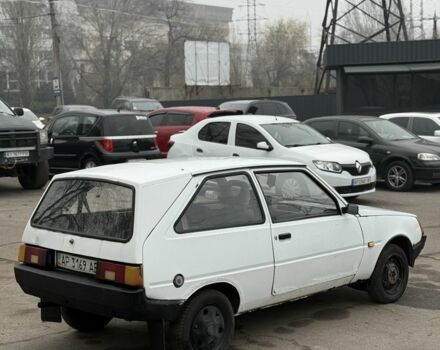 Белый ЗАЗ 1102 Таврия, объемом двигателя 1.2 л и пробегом 2 тыс. км за 391 $, фото 5 на Automoto.ua