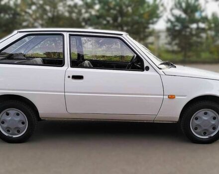 Белый ЗАЗ 1102 Таврия, объемом двигателя 1.1 л и пробегом 3 тыс. км за 2600 $, фото 4 на Automoto.ua