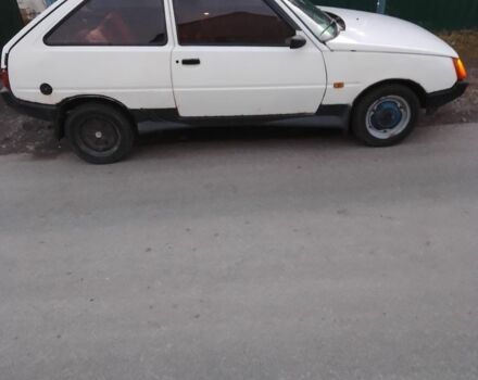 Белый ЗАЗ 1102 Таврия, объемом двигателя 1 л и пробегом 60 тыс. км за 750 $, фото 1 на Automoto.ua