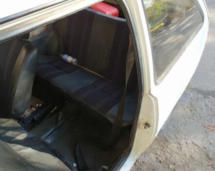 Белый ЗАЗ 1102 Таврия, объемом двигателя 0 л и пробегом 300 тыс. км за 503 $, фото 3 на Automoto.ua