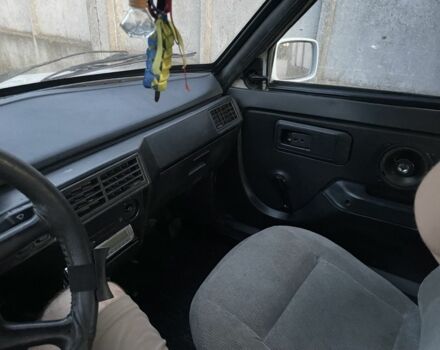 Белый ЗАЗ 1102 Таврия, объемом двигателя 1.2 л и пробегом 1000 тыс. км за 700 $, фото 4 на Automoto.ua