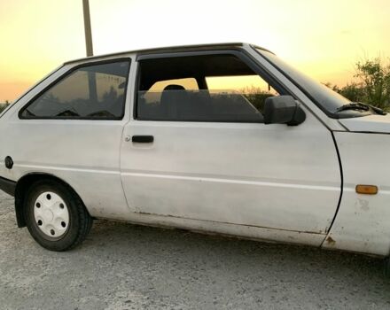 Белый ЗАЗ 1102 Таврия, объемом двигателя 1.3 л и пробегом 100 тыс. км за 600 $, фото 3 на Automoto.ua