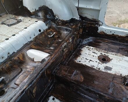 Белый ЗАЗ 1102 Таврия, объемом двигателя 1.1 л и пробегом 140 тыс. км за 1100 $, фото 5 на Automoto.ua