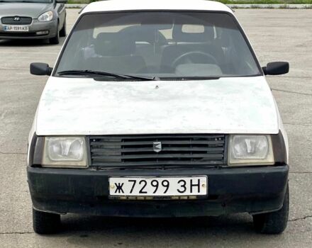 Белый ЗАЗ 1102 Таврия, объемом двигателя 1.1 л и пробегом 250 тыс. км за 400 $, фото 2 на Automoto.ua