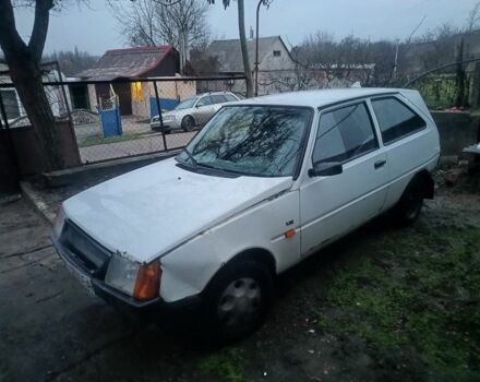 Белый ЗАЗ 1102 Таврия, объемом двигателя 1.2 л и пробегом 200 тыс. км за 475 $, фото 2 на Automoto.ua