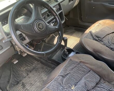 Белый ЗАЗ 1102 Таврия, объемом двигателя 1.2 л и пробегом 255 тыс. км за 650 $, фото 3 на Automoto.ua