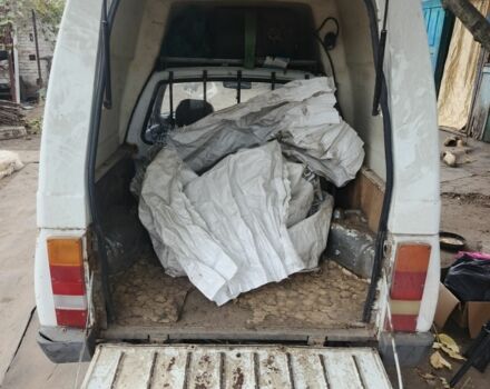 Белый ЗАЗ 1102 Таврия, объемом двигателя 1.2 л и пробегом 400 тыс. км за 600 $, фото 2 на Automoto.ua