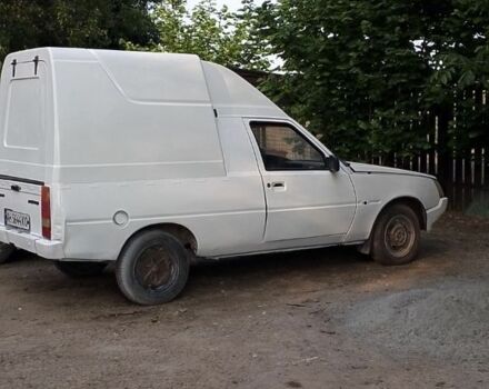 Белый ЗАЗ 1102 Таврия, объемом двигателя 1.2 л и пробегом 160 тыс. км за 50000 $, фото 2 на Automoto.ua