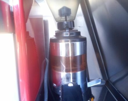 Белый ЗАЗ 1102 Таврия, объемом двигателя 1.2 л и пробегом 150 тыс. км за 3000 $, фото 9 на Automoto.ua