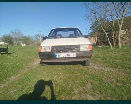 Белый ЗАЗ 1102 Таврия, объемом двигателя 1.1 л и пробегом 603 тыс. км за 315 $, фото 1 на Automoto.ua