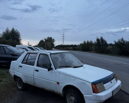 Белый ЗАЗ 1102 Таврия, объемом двигателя 1.2 л и пробегом 120 тыс. км за 450 $, фото 1 на Automoto.ua
