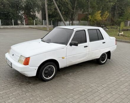 Белый ЗАЗ 1102 Таврия, объемом двигателя 1.2 л и пробегом 200 тыс. км за 999 $, фото 2 на Automoto.ua