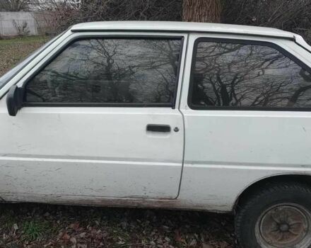 Белый ЗАЗ 1102 Таврия, объемом двигателя 1 л и пробегом 940 тыс. км за 600 $, фото 2 на Automoto.ua