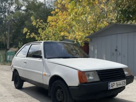 ЗАЗ 1102 Таврия 1989 в Запорожье на Automoto.ua Белый ЗАЗ 1102 Таврия, объемом двигателя 1.1 л и пробегом 100 тыс. км за 604 $, фото 1 на Automoto.ua