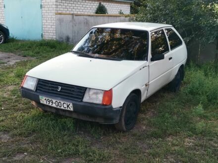 ЗАЗ 1102 Таврия 1989 в Кременчуге на Automoto.ua Белый ЗАЗ 1102 Таврия, объемом двигателя 1.1 л и пробегом 45 тыс. км за 650 $, фото 1 на Automoto.ua