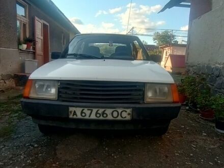 Білий ЗАЗ 1102 Таврія, об'ємом двигуна 1.1 л та пробігом 250 тис. км за 650 $, фото 1 на Automoto.ua