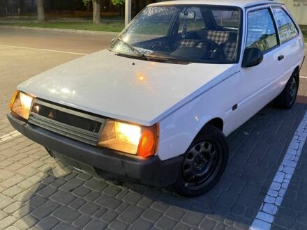 ЗАЗ 1102 Таврія 1989 у Харкові на Automoto.ua Білий ЗАЗ 1102 Таврія, об'ємом двигуна 1.1 л та пробігом 99 тис. км за 950 $, фото 1 на Automoto.ua