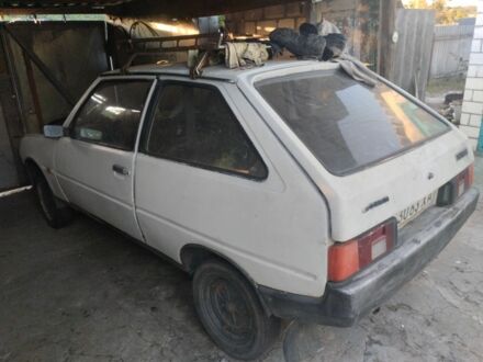 Білий ЗАЗ 1102 Таврія, об'ємом двигуна 1 л та пробігом 200 тис. км за 389 $, фото 1 на Automoto.ua