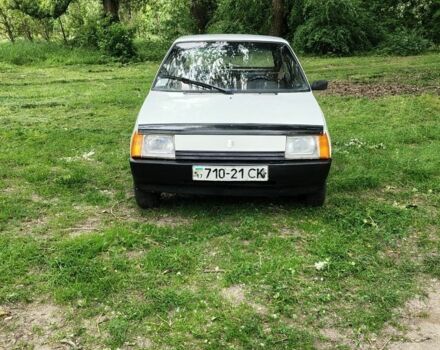 Белый ЗАЗ 1102 Таврия, объемом двигателя 1.1 л и пробегом 130 тыс. км за 600 $, фото 1 на Automoto.ua