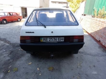 ЗАЗ 1102 Таврия 1990 в Днепре (Днепропетровске) на Automoto.ua Белый ЗАЗ 1102 Таврия, объемом двигателя 1.2 л и пробегом 123 тыс. км за 299 $, фото 1 на Automoto.ua