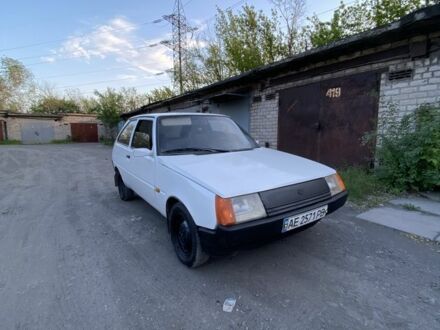 ЗАЗ 1102 Таврия 1991 в Кривом Роге на Automoto.ua Белый ЗАЗ 1102 Таврия, объемом двигателя 1.1 л и пробегом 33 тыс. км за 550 $, фото 1 на Automoto.ua