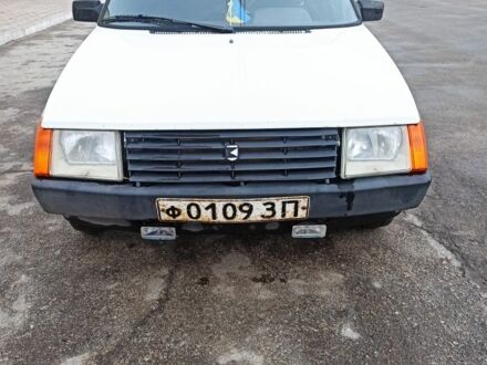 ЗАЗ 1102 Таврія 1991 у Запоріжжя на Automoto.ua Білий ЗАЗ 1102 Таврія, об'ємом двигуна 1 л та пробігом 10 тис. км за 400 $, фото 1 на Automoto.ua
