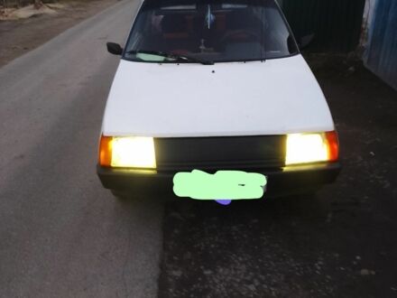 Белый ЗАЗ 1102 Таврия, объемом двигателя 1 л и пробегом 60 тыс. км за 750 $, фото 1 на Automoto.ua