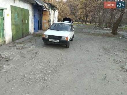 ЗАЗ 1102 Таврия 1992 в Каменское - Днепродзержинск на Automoto.ua Белый ЗАЗ 1102 Таврия, объемом двигателя 1.2 л и пробегом 100 тыс. км за 700 $, фото 1 на Automoto.ua