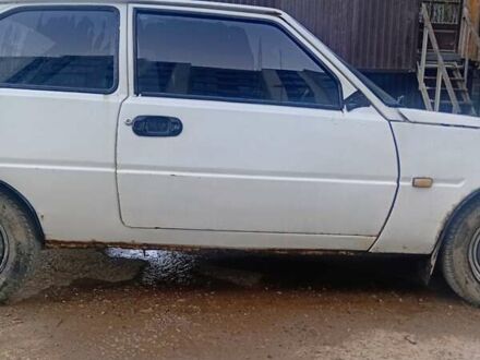 ЗАЗ 1102 Таврія 1992 у Івано-Франківську на Automoto.ua Білий ЗАЗ 1102 Таврія, об'ємом двигуна 1.2 л та пробігом 52 тис. км за 700 $, фото 1 на Automoto.ua