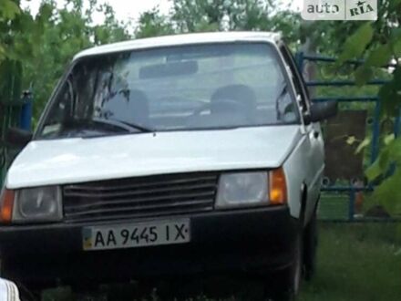 Белый ЗАЗ 1102 Таврия, объемом двигателя 1.1 л и пробегом 500 тыс. км за 700 $, фото 1 на Automoto.ua