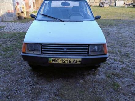 ЗАЗ 1102 Таврия 1992 в Рокитное на Automoto.ua Белый ЗАЗ 1102 Таврия, объемом двигателя 1.1 л и пробегом 172 тыс. км за 650 $, фото 1 на Automoto.ua