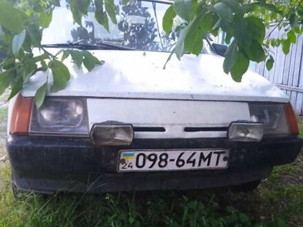 ЗАЗ 1102 Таврия 1992 в Черкассах на Automoto.ua Белый ЗАЗ 1102 Таврия, объемом двигателя 1.1 л и пробегом 116 тыс. км за 500 $, фото 1 на Automoto.ua