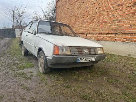 Белый ЗАЗ 1102 Таврия, объемом двигателя 1.1 л и пробегом 333 тыс. км за 355 $, фото 1 на Automoto.ua