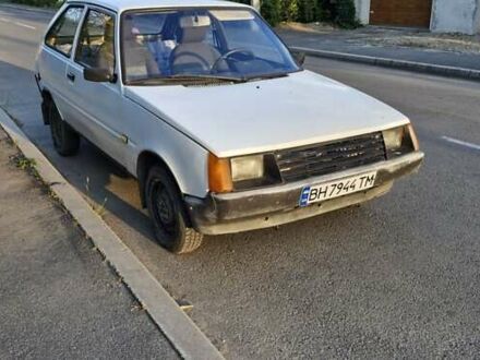 ЗАЗ 1102 Таврия 1992 в Измаиле на Automoto.ua Белый ЗАЗ 1102 Таврия, объемом двигателя 1.1 л и пробегом 65 тыс. км за 730 $, фото 1 на Automoto.ua