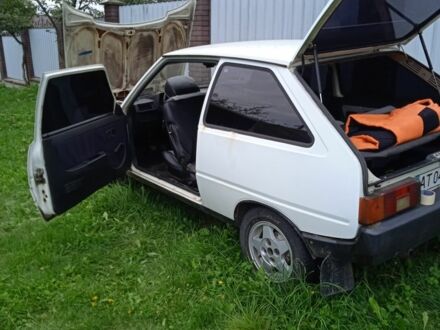 ЗАЗ 1102 Таврія 1992 у Калуше на Automoto.ua Білий ЗАЗ 1102 Таврія, об'ємом двигуна 1 л та пробігом 999 тис. км за 600 $, фото 1 на Automoto.ua