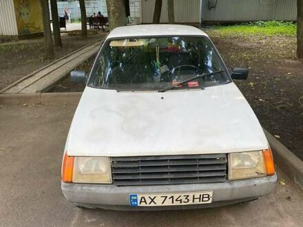 ЗАЗ 1102 Таврия 1993 в Харькове на Automoto.ua Белый ЗАЗ 1102 Таврия, объемом двигателя 0 л и пробегом 100 тыс. км за 650 $, фото 1 на Automoto.ua